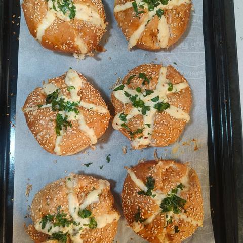 Korean cream cheese garlic buns